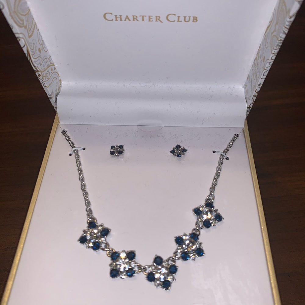 Earrings and necklace set